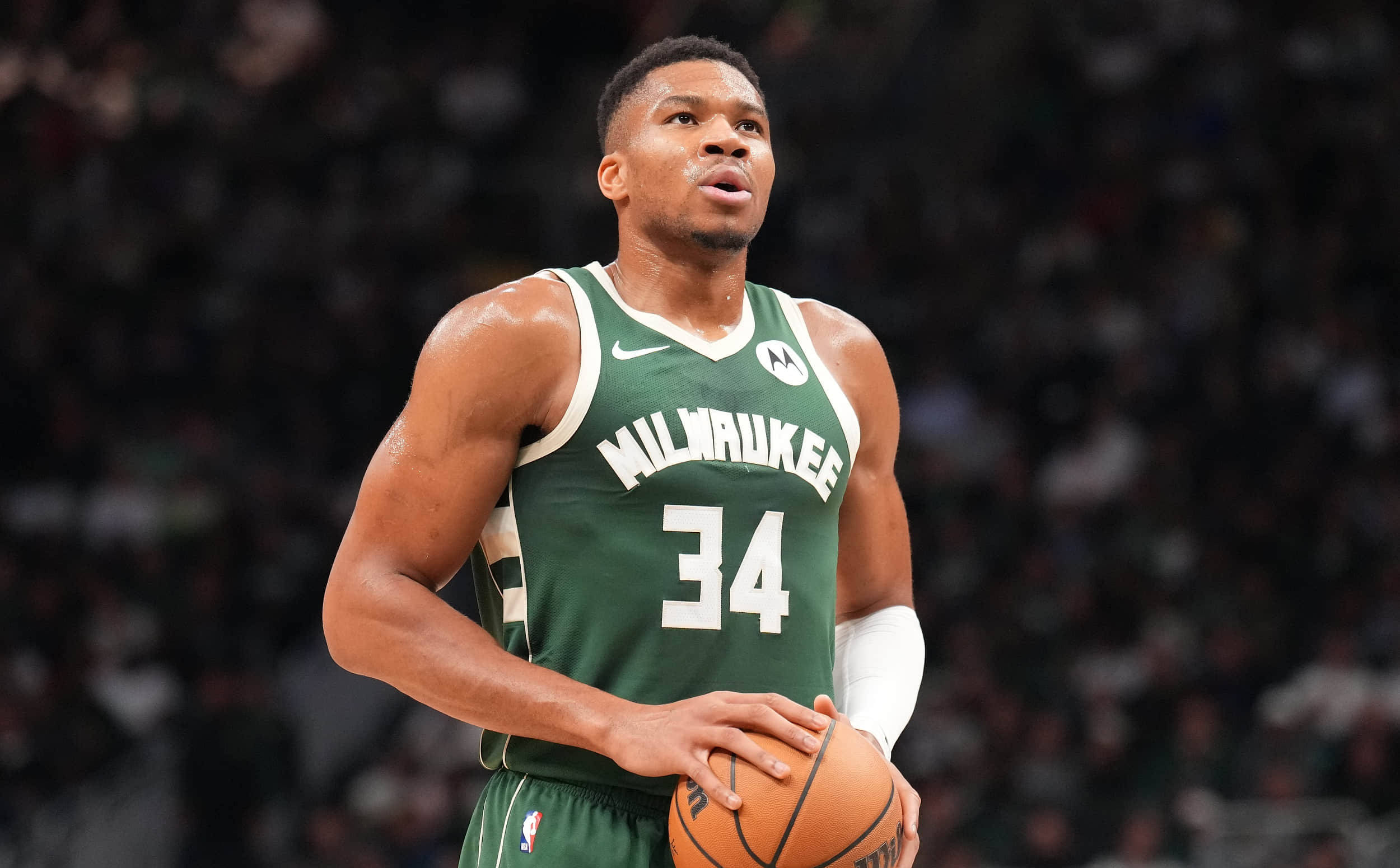 包含老鹰队突然爆发，一举击败实力强劲对手的词条