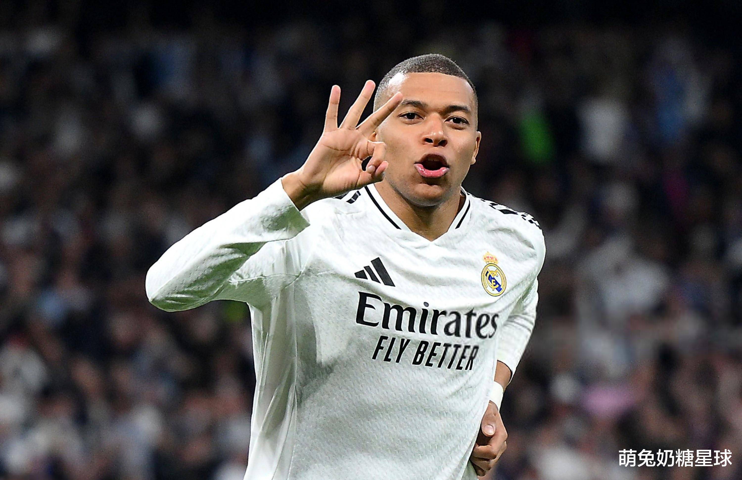 包含阿贾克斯逆袭晋级，欧冠战绩耀眼的词条