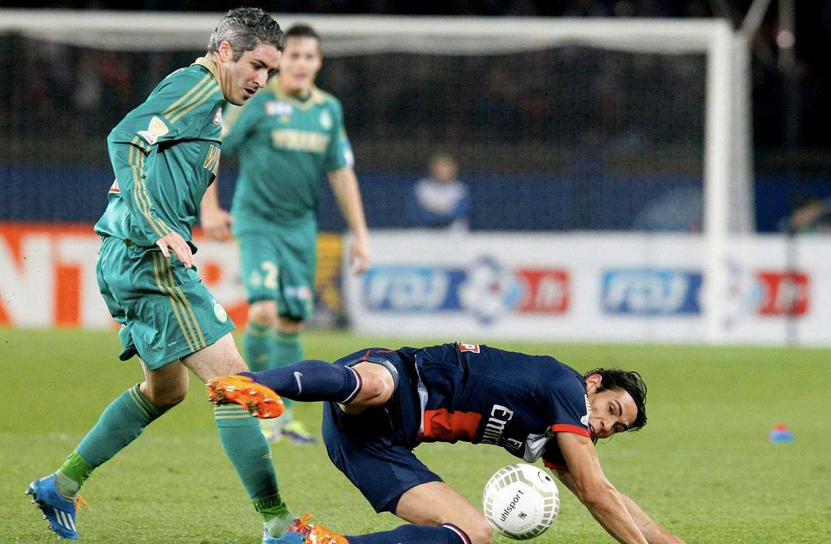 开云体育官网-包含巴黎圣日耳曼客场大败，领头羊地位动摇的词条