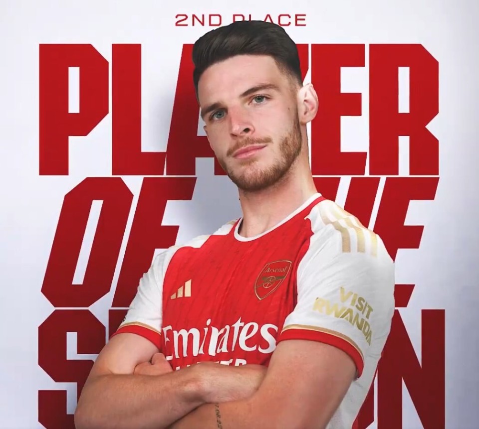 包含阿森纳客场获胜，中场组织出色，球员表现抢眼的词条