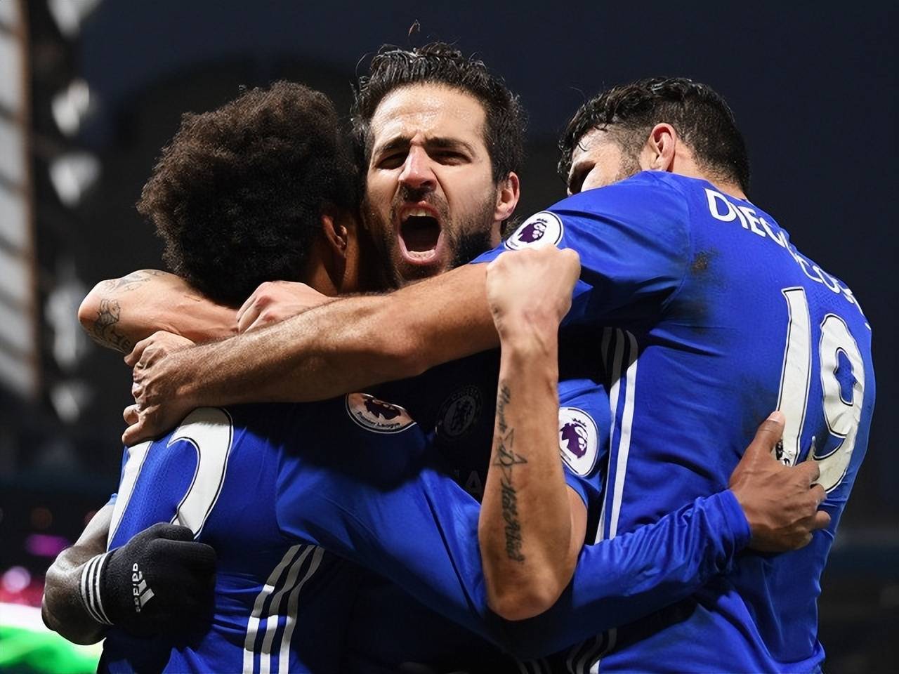 开云APP-法国联赛球队力挫对手，晋级下一轮比赛的简单介绍