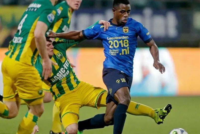 厄瓜多尔联赛激情澎湃,球迷欢呼雀跃的简单介绍 厄瓜多尔联赛激情澎湃,球迷欢呼雀跃的简单介绍