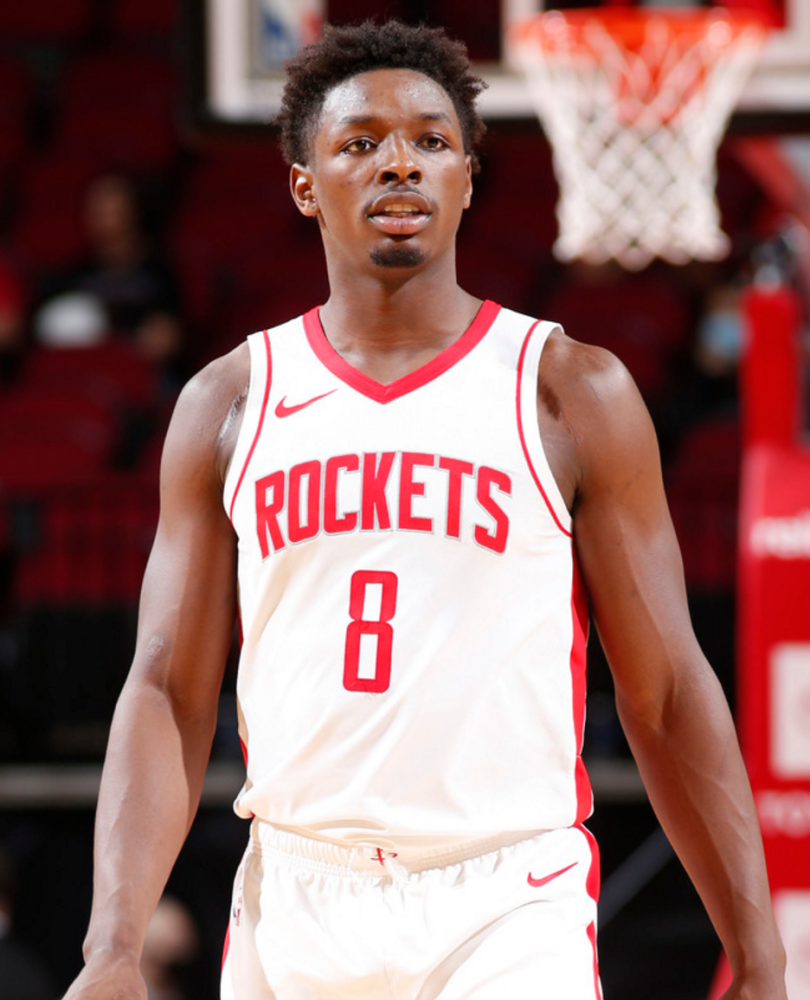 球员个人表现获好评,或将成为球队核心 球员个人表现获好评,或将成为球队核心