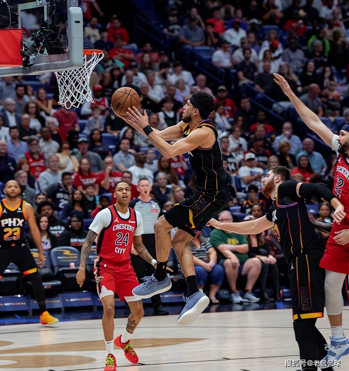 篮网以一分之差逆转鹈鹕，掀起追逐战