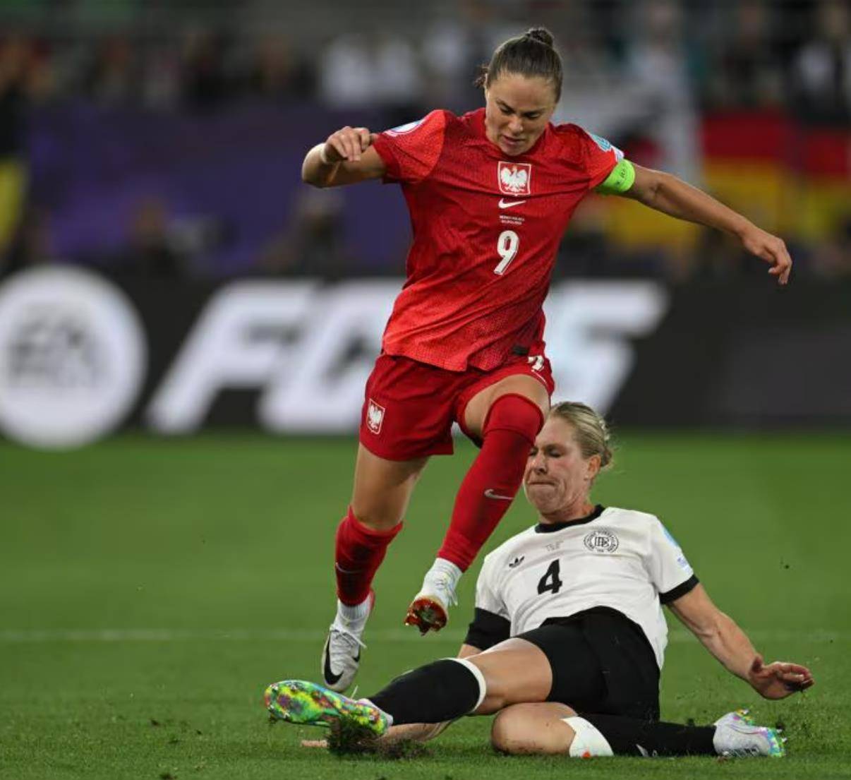 开云体育入口-包含波兰代表队勇夺冠军，创造历史新里程碑的词条