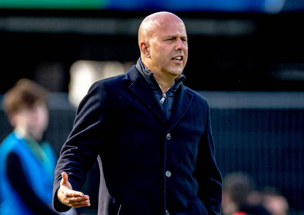 开云体育官网-波尔多主场惨败，战绩持续下滑