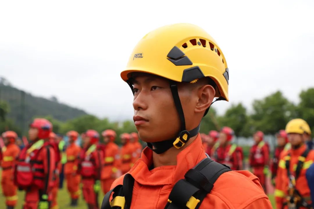 开云平台-轰动一时的巅峰对决拉开帷幕