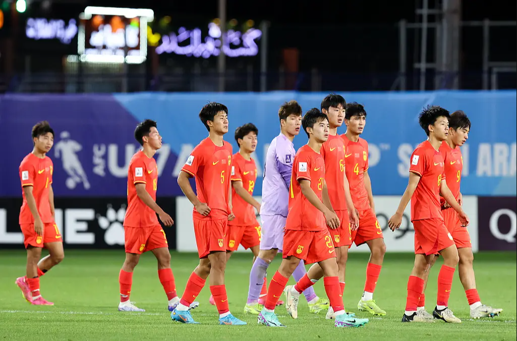 开云下载-亚洲足球赛事紧张备战中，球队全力以赴备战的简单介绍