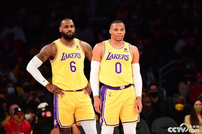 太阳大胜国王，结束三连败的简单介绍