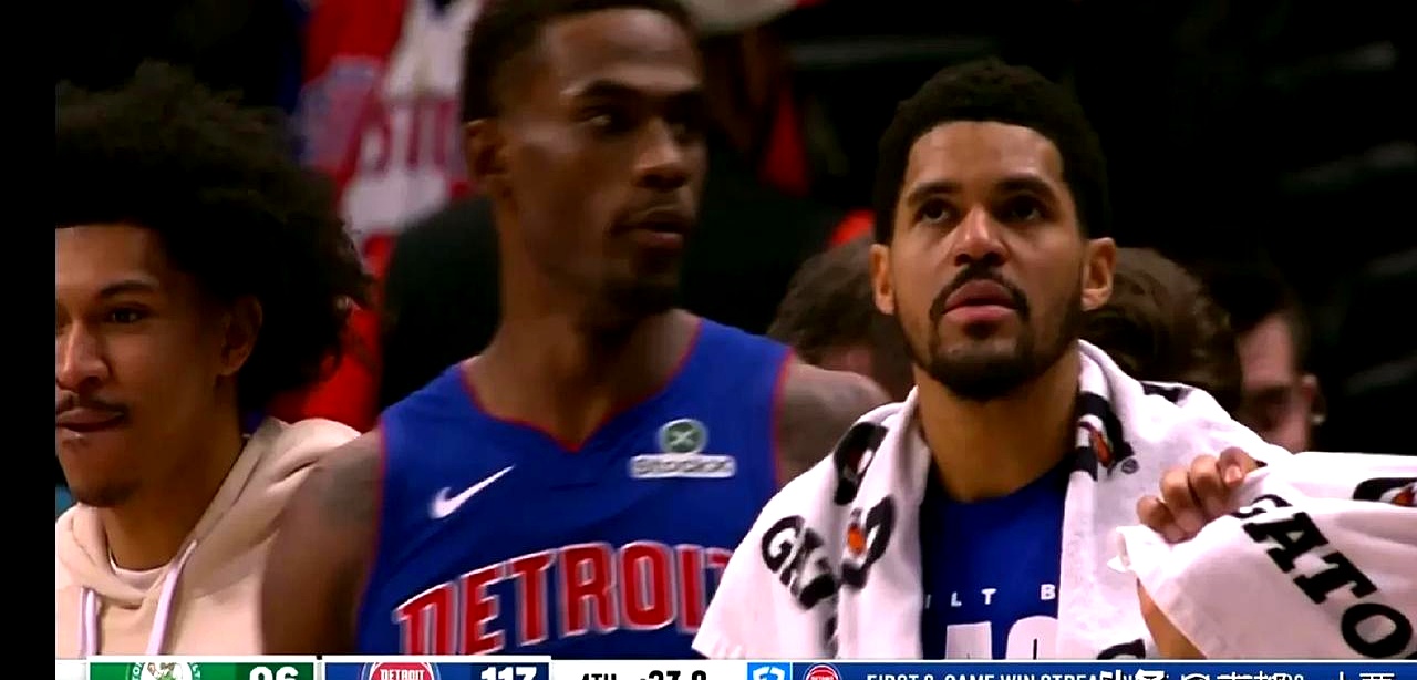 开云体育平台APP-凯尔特人客场击败活塞保持领先