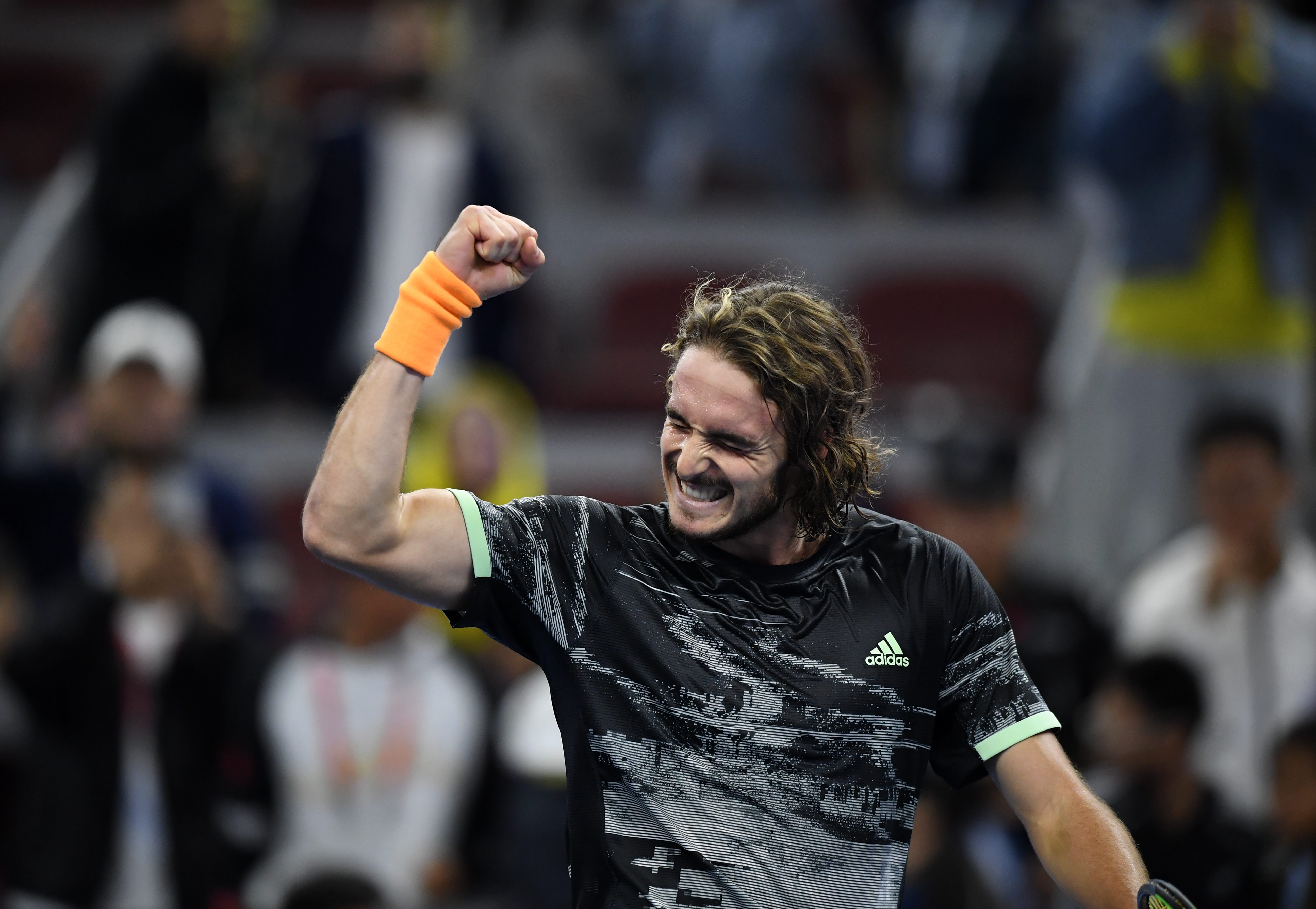 开云体育官网-欧洲网球队翻盘德国网球队，西西帕斯惊艳世界