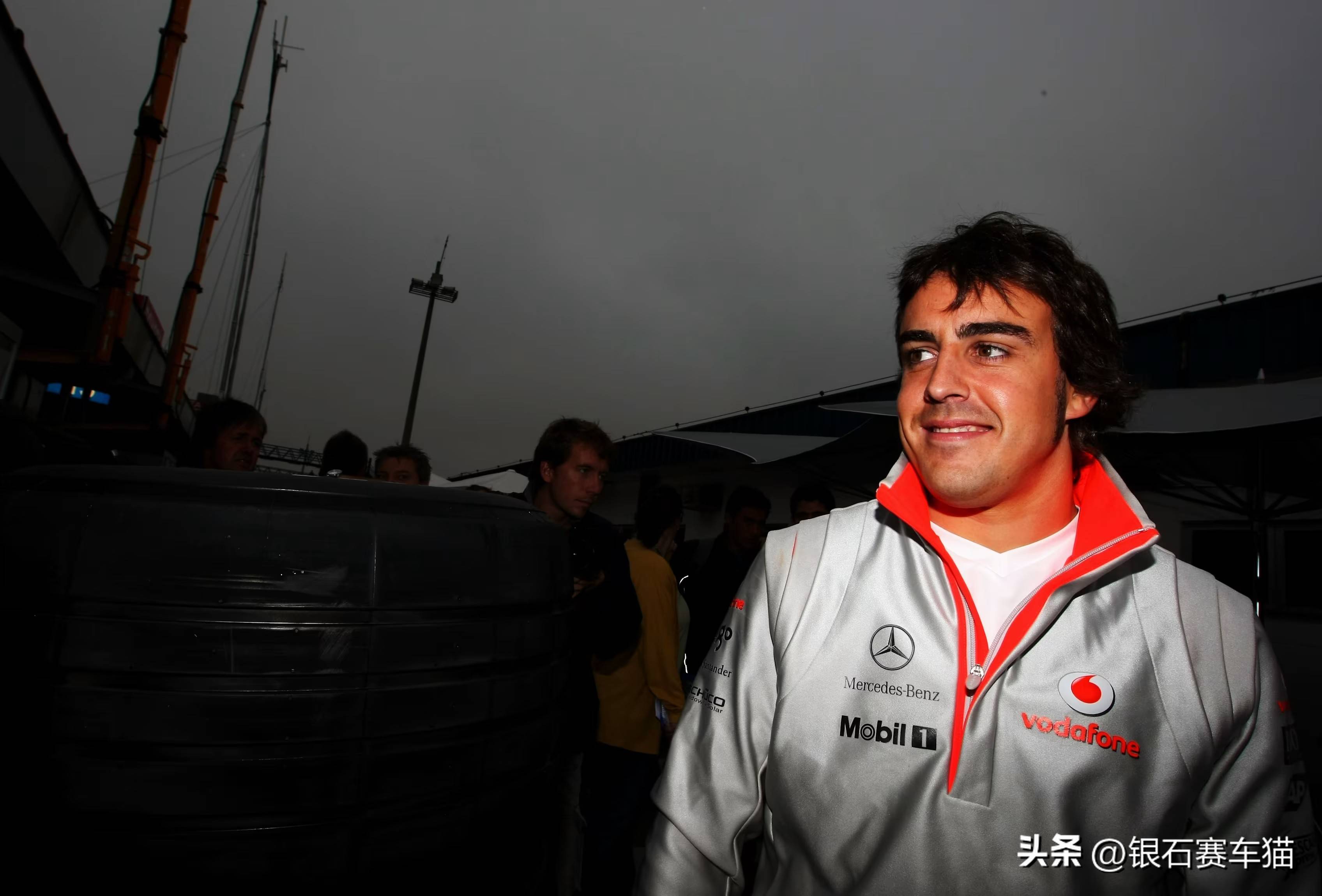 法拉利碾压迈凯伦，阿隆索统治全场