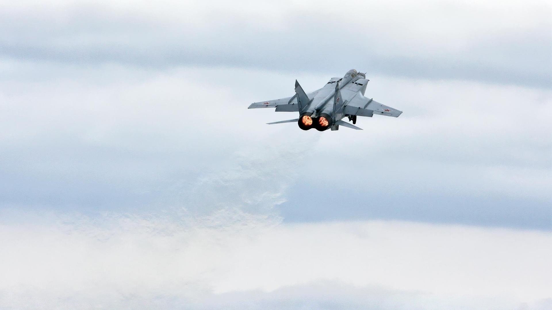 皮克封神！贝蒂斯绝地反击，切尔西爆冷之夜颤抖