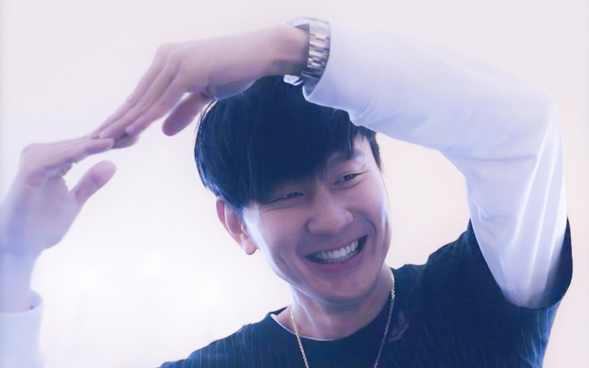 夜色下的利刃，当欧冠战至终章，德罗赞在另一片赛场雕刻胜负