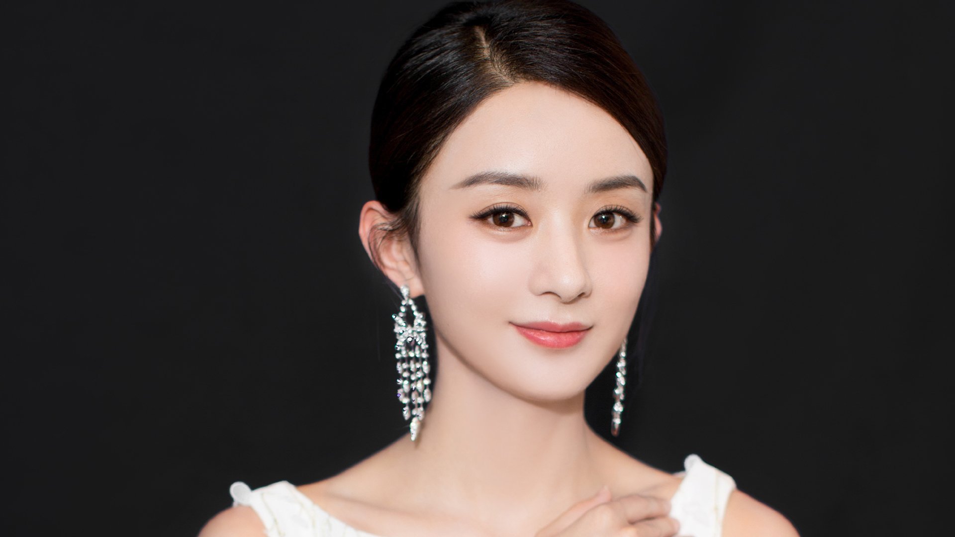 乌拉圭爆冷佛罗伦萨，冷门之夜，若日尼奥大师之光如何刺破南美坚冰